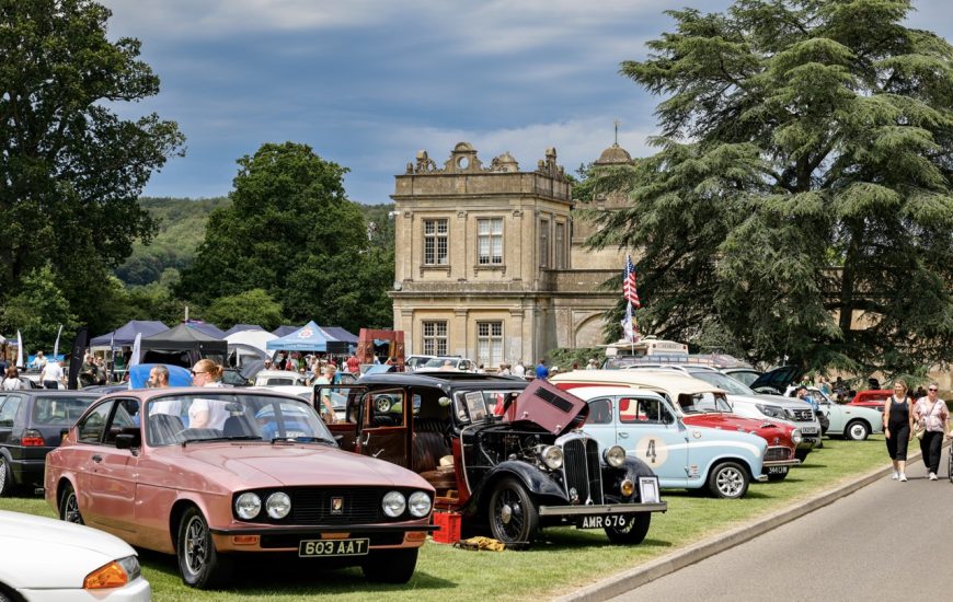 Display cars and visitors at the 2026 Longleat Motor Show Weekender